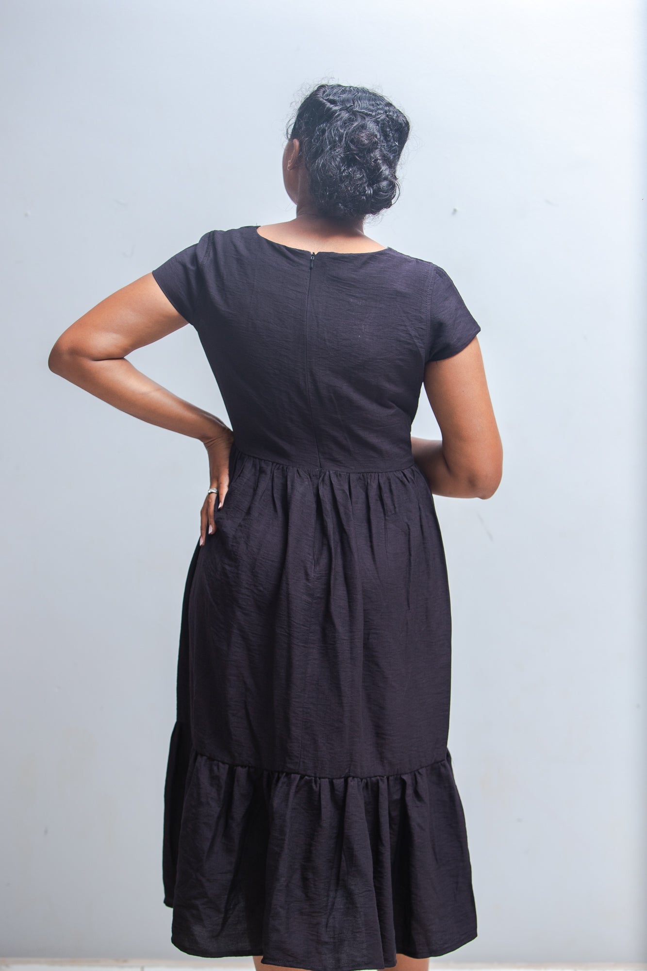 Heza Nursing Crepe Dress In Black