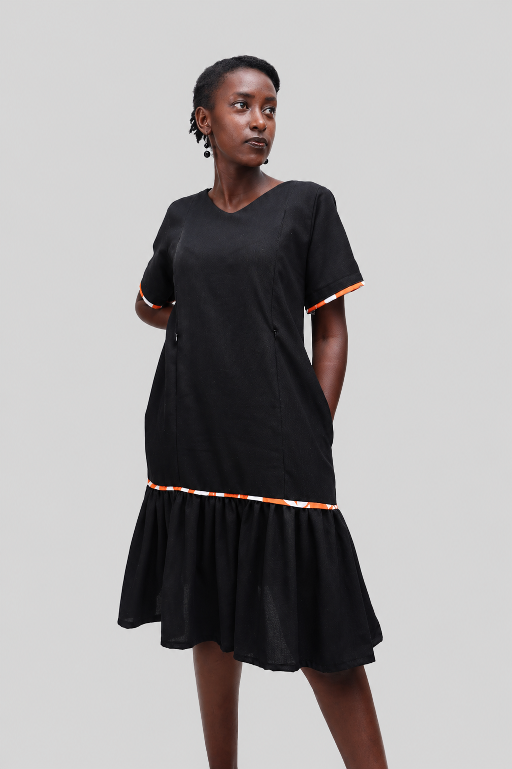 Sani Nursing Linen Dress In Black
