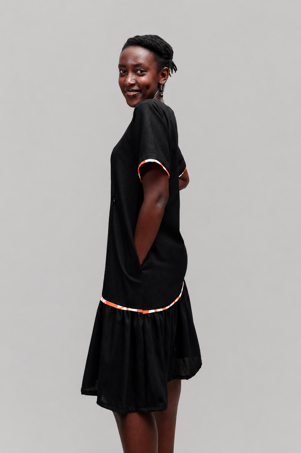 Sani Nursing Linen Dress In Black