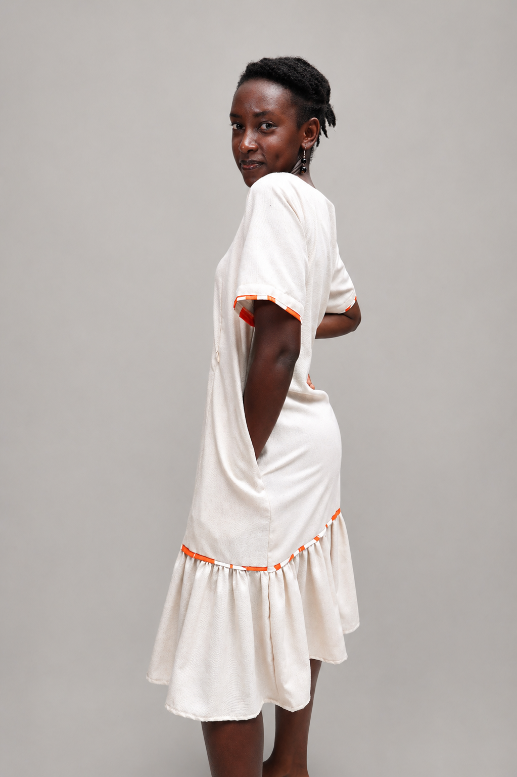 Sani Nursing Linen Dress In Cream