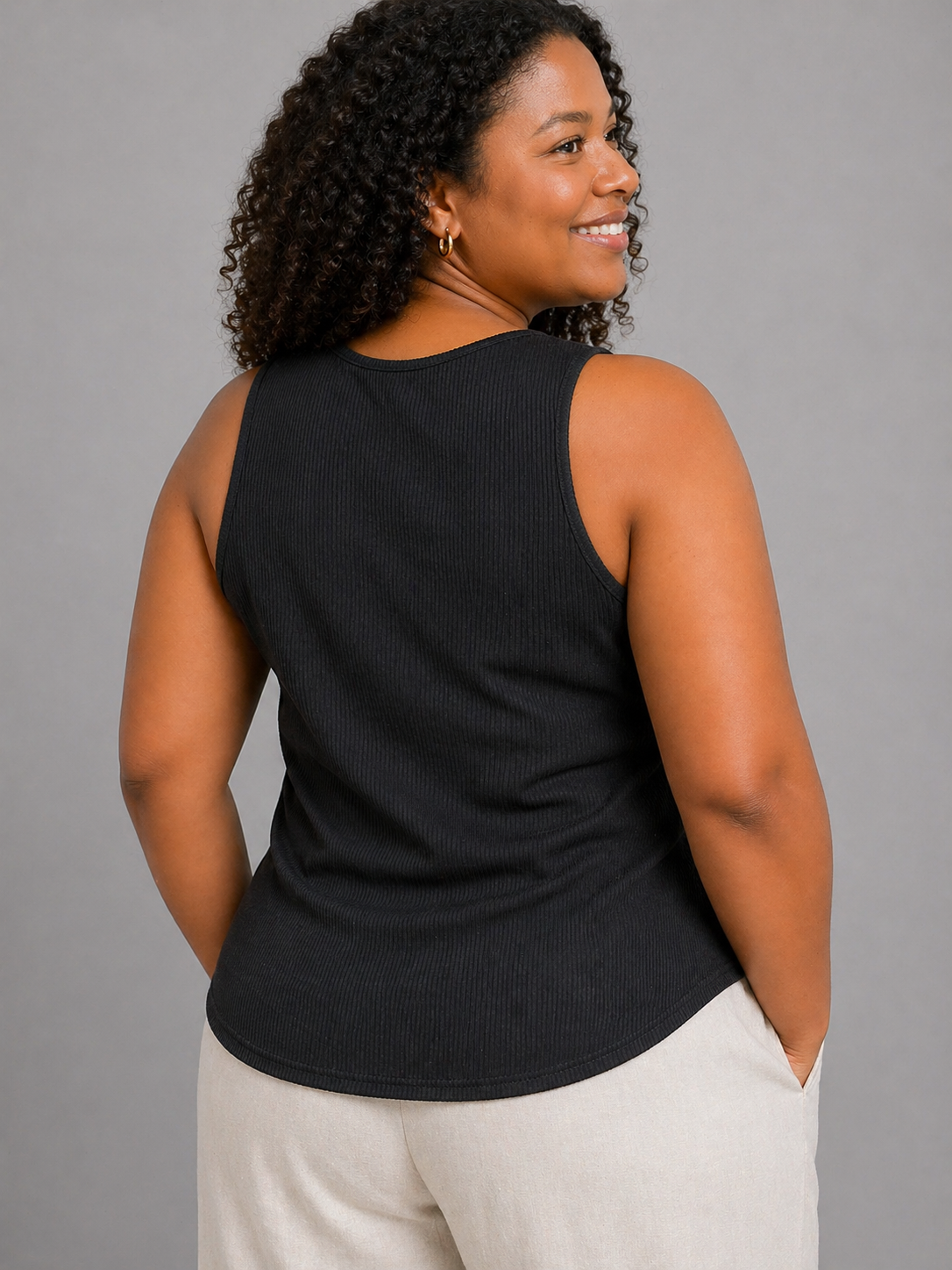 The Vel Ribbed Sleeveless Top In Black